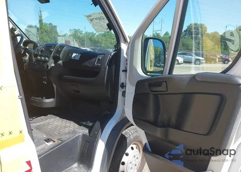 2018 Ram Promaster 2500 High Roof 159 Wb z USA, uszkodzony, nr VIN 3C6TRVDG1JE112202